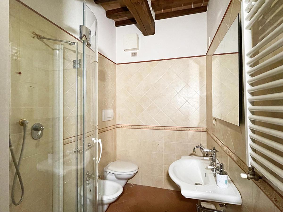 Appartamento Con Piscina E Giardino A Siena Bagian luar foto